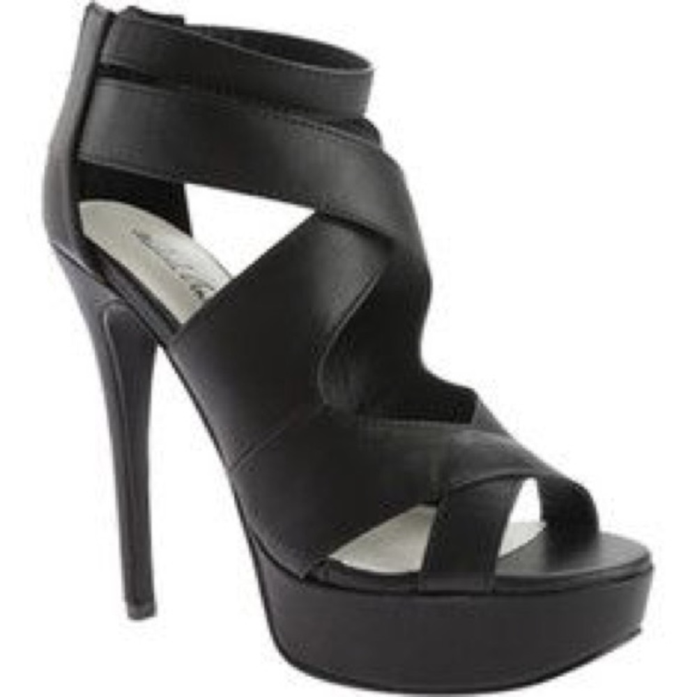 Never worn - Michael Antonio Heel
